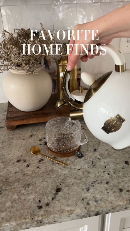 Kitchen favorite finds, Amazon finds; coffee mug, vase, salt and pepper mill, teapot 

#LTKhome #LTKFind #LTKstyletip