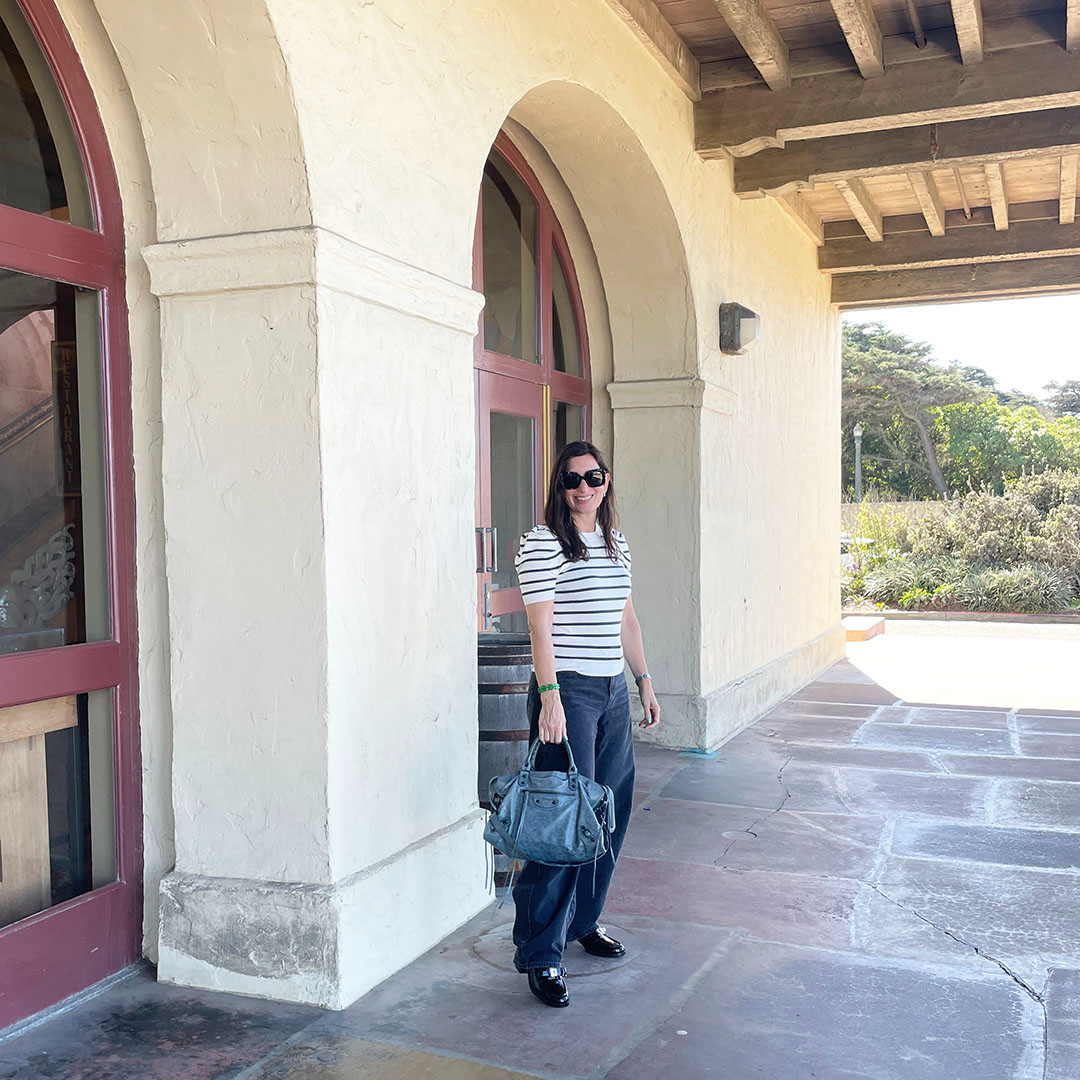 Love these barrel jeans in petite length for the spring season. They are so comfy and fun to wear . 

 #LTKootd #LTKOver40 #LTKPetite