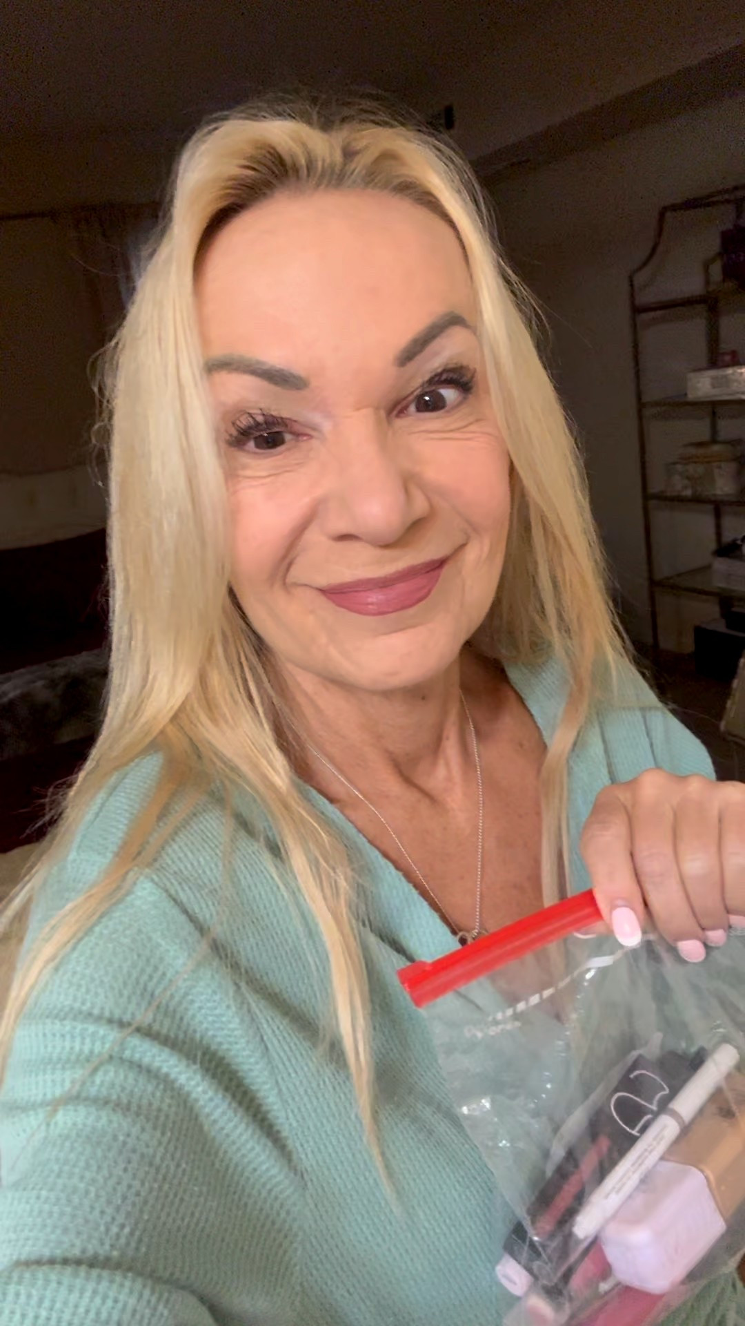 Here’s everything I used (lasts all day!)

Maybelline 30H foundation 220

Milani cheek kiss blush Dolce pink 

NYX on the rise lash booster 

elf instant lift waterproof brow pencil blonde
(on brows and as liner under eyes 

elf no budge retractable eyeliner charcoal 

MAC lip liner soar

NARS lip pigment American Woman 

#LTKgrwm #LTKBeauty #LTKOver40