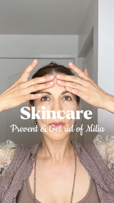 Non-comedogenic skincare products to prevent or get rid of milia over time.

vane Berlin, Paula’s choice salicylic acid, nip and fab glycolic acid, Derma E moisturizer, Cera Ve moisturizer, Cetaphil sunscreen.


#LTKunder50 #LTKbeauty #LTKFind