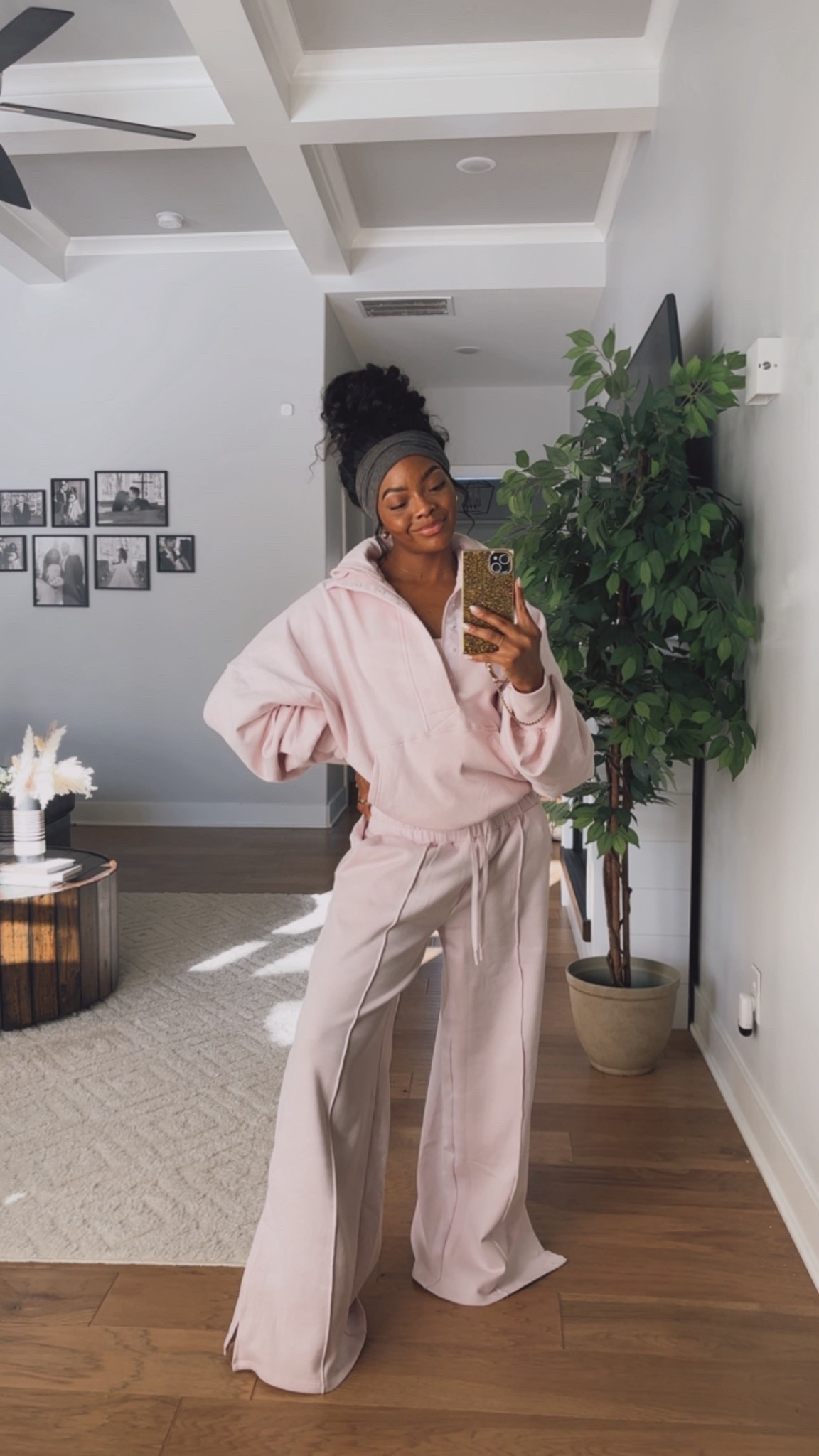 Cozy, soft, and easy to wear.
This Popflex set is one I keep reaching for.

#LTKValentine #LTKootd #LTKdayinmylife