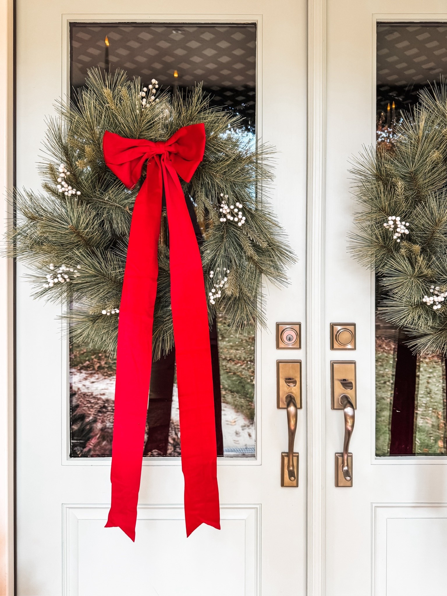 Red bows + glowing lights = Christmas magic ❤️

This year’s porch decor is all about timeless tradition — pine garlands, evergreen wreaths with red bows, hanging taper lights, and ornamental spheres in rich tones. The perfect mix of cozy and classic.

#christmasstyle #holidayinspiration #holidayhome #frontporchdecor #cozychristmas #christmasmagic #eanesinteriors




#LTKHoliday #LTKHome #LTKSeasonal