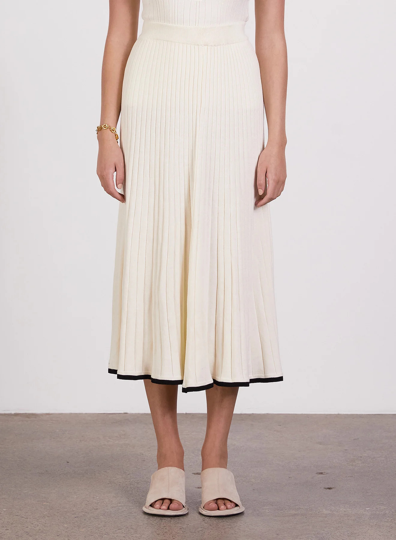 FELICIA SKIRT (PEPPER) | Anna Quan (Global)