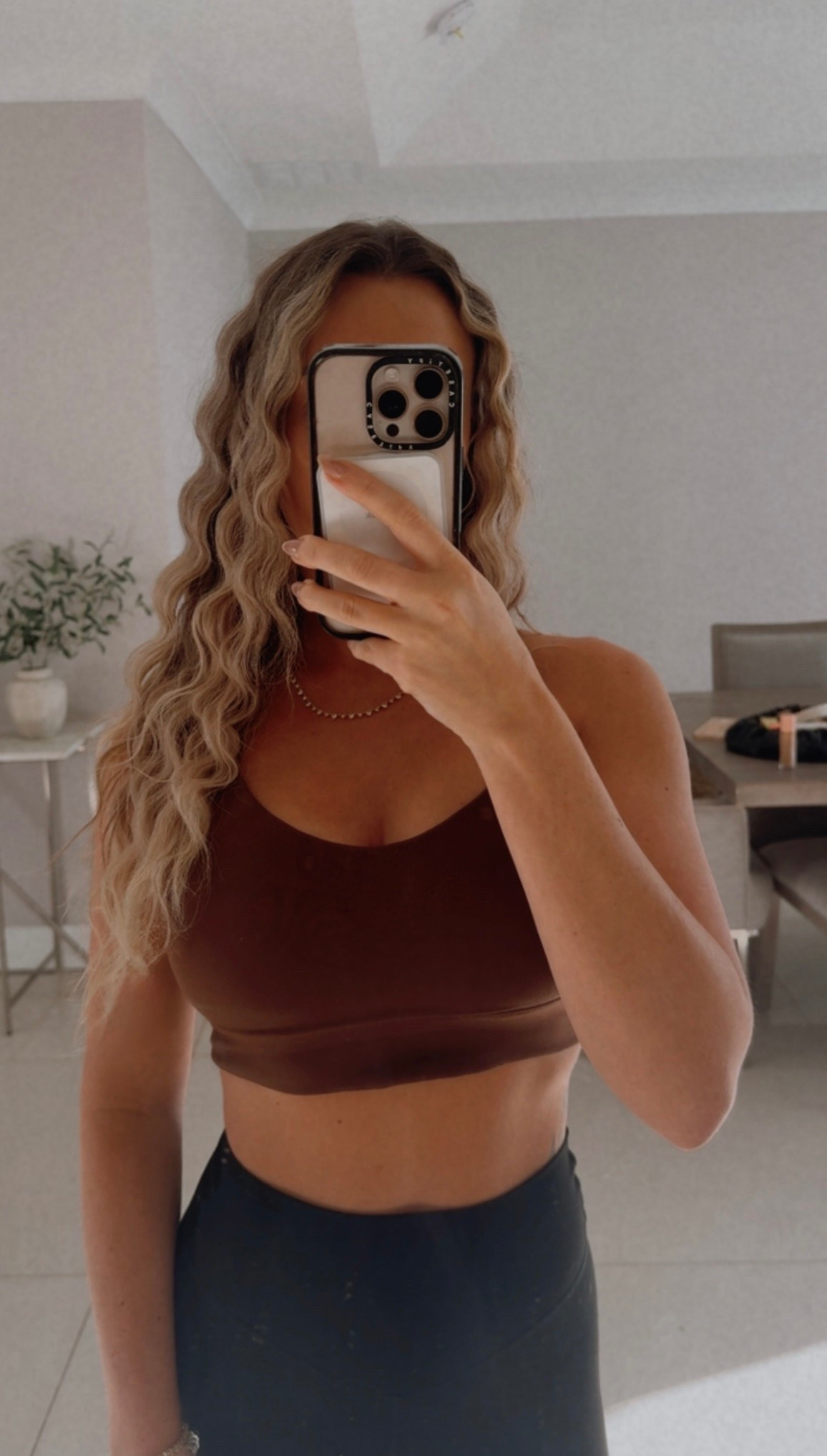 Okay OBSESSED with this hair tool. 

You HAVE TO GET THE RIGHT SIZE 
- 1 inch. 

The other size gives a totally different look. 

It beeps when you're ready to move to the next section so you're never left guessing! 

Tip: flip it upside when you do the top layer so the curls go the other direction 😍

#LTKBeauty #LTKSeasonal #LTKGiftGuide