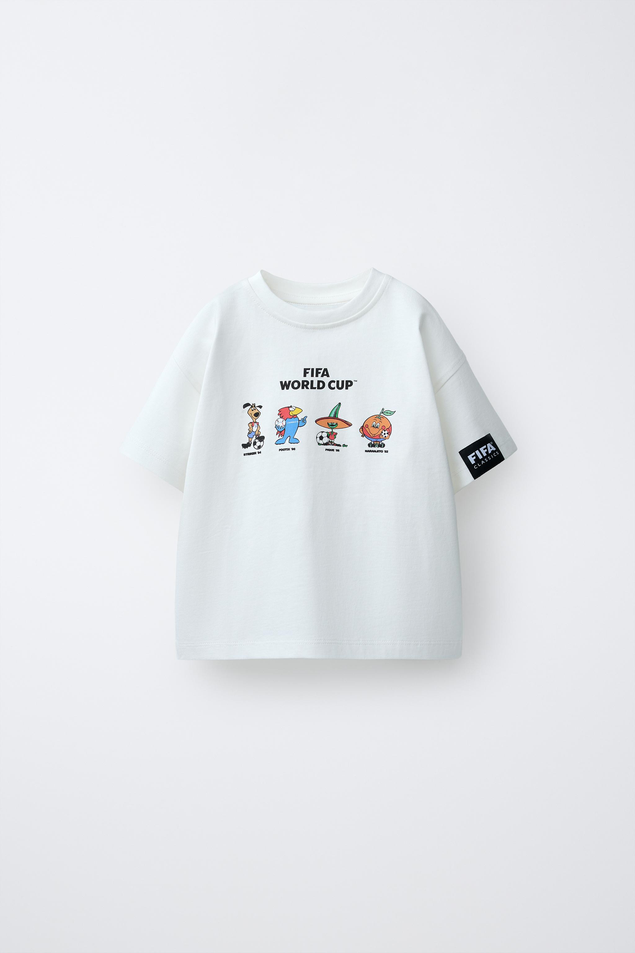 FIFA CLASSICS WORLD CUP ™ MULTIPLE MASCOTS PRINTED T-SHIRT | Zara US