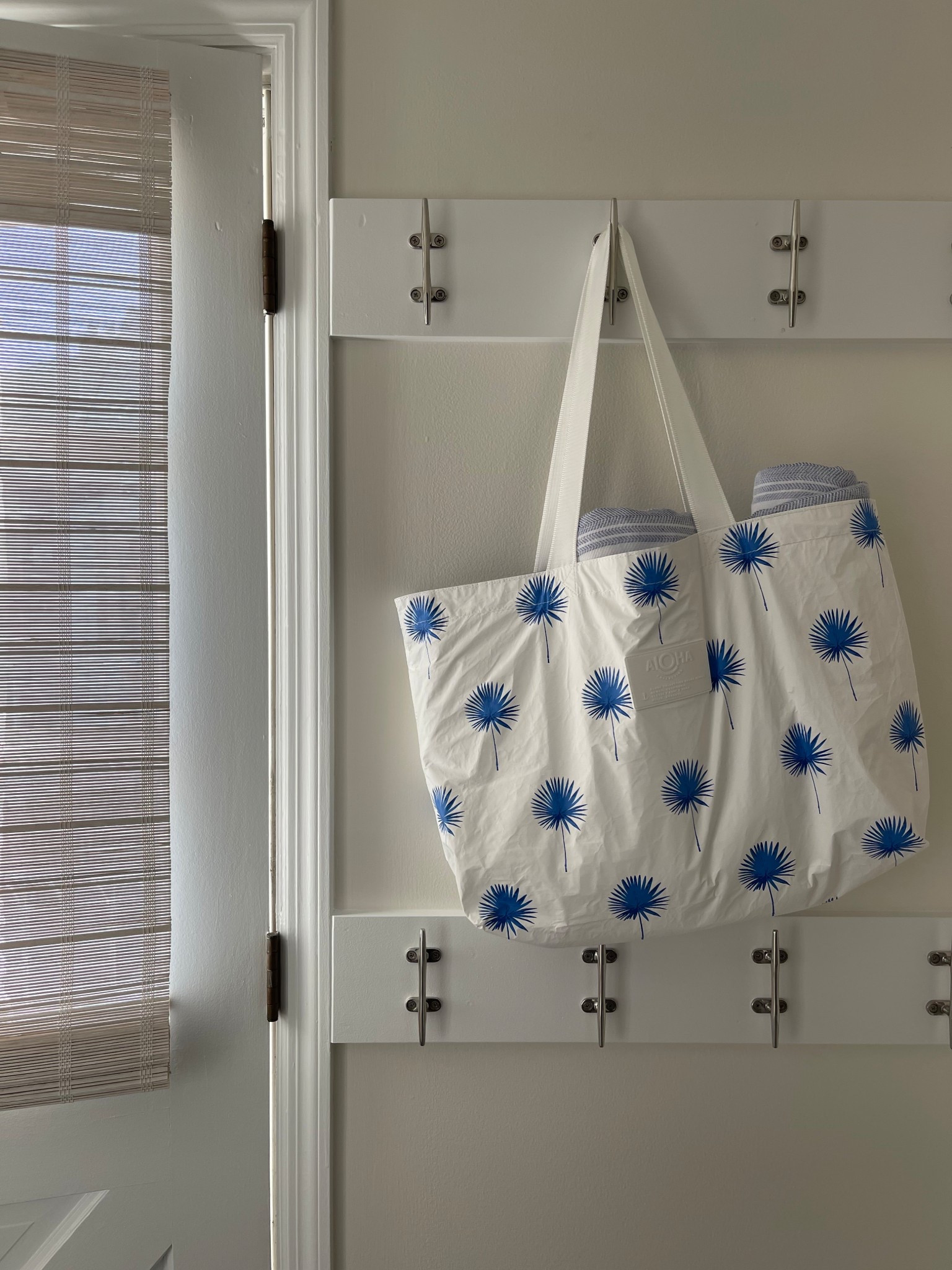 Summer is around the corner, time to prep the beach bag!☀️ 🕶️

#LTKSeasonal #LTKActive #LTKSwim