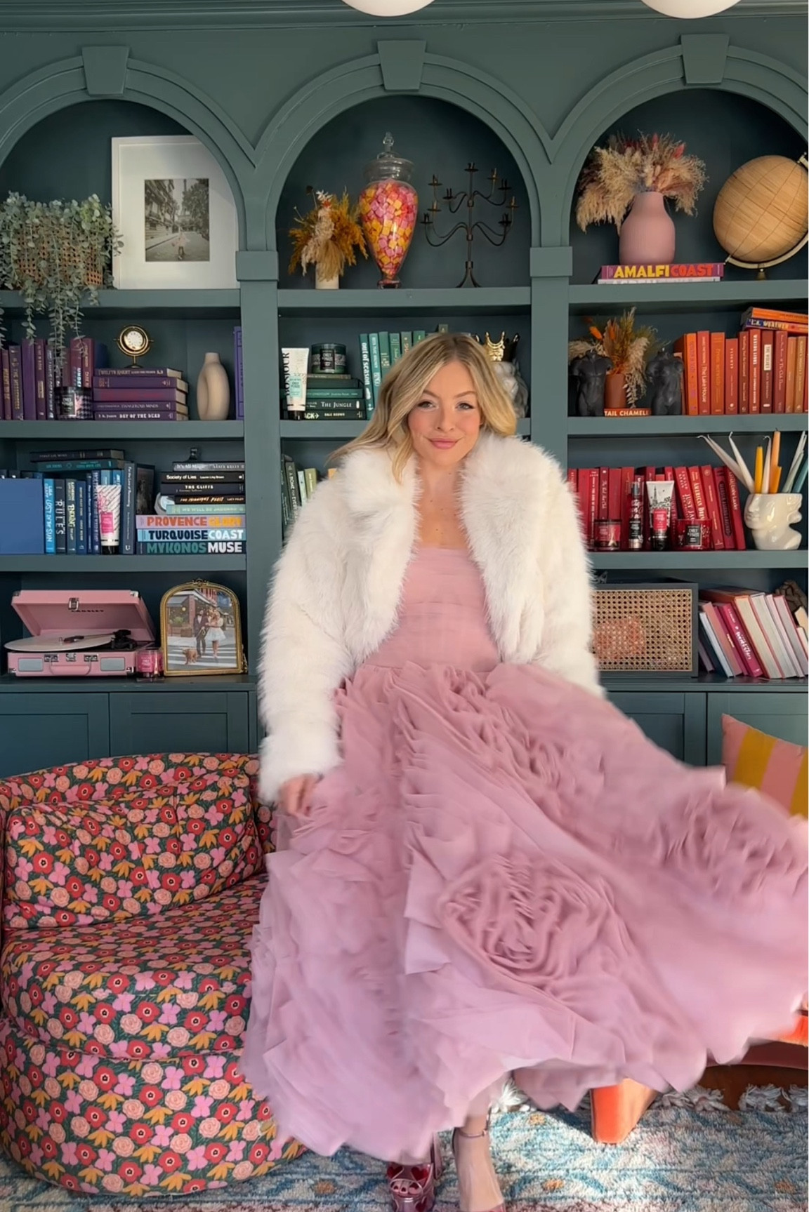 Winter outfits inspired by Emily in Paris 🇫🇷

#LTKSeasonal #LTKStyleTip #LTKParties