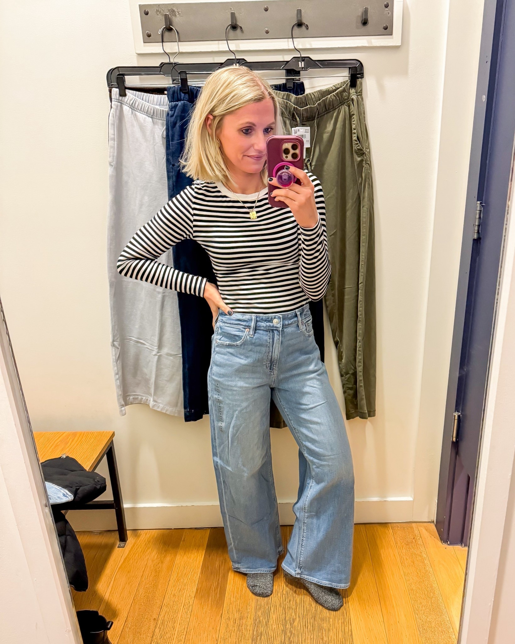 American Eagle dreamy drape baggy wide-leg jeans! I’m wearing a 0/short. This jeans are nice and stretchy! Very comfortable! They feel like sweatpants! 

#LTKOver40 #LTKPetite #LTKSeasonal