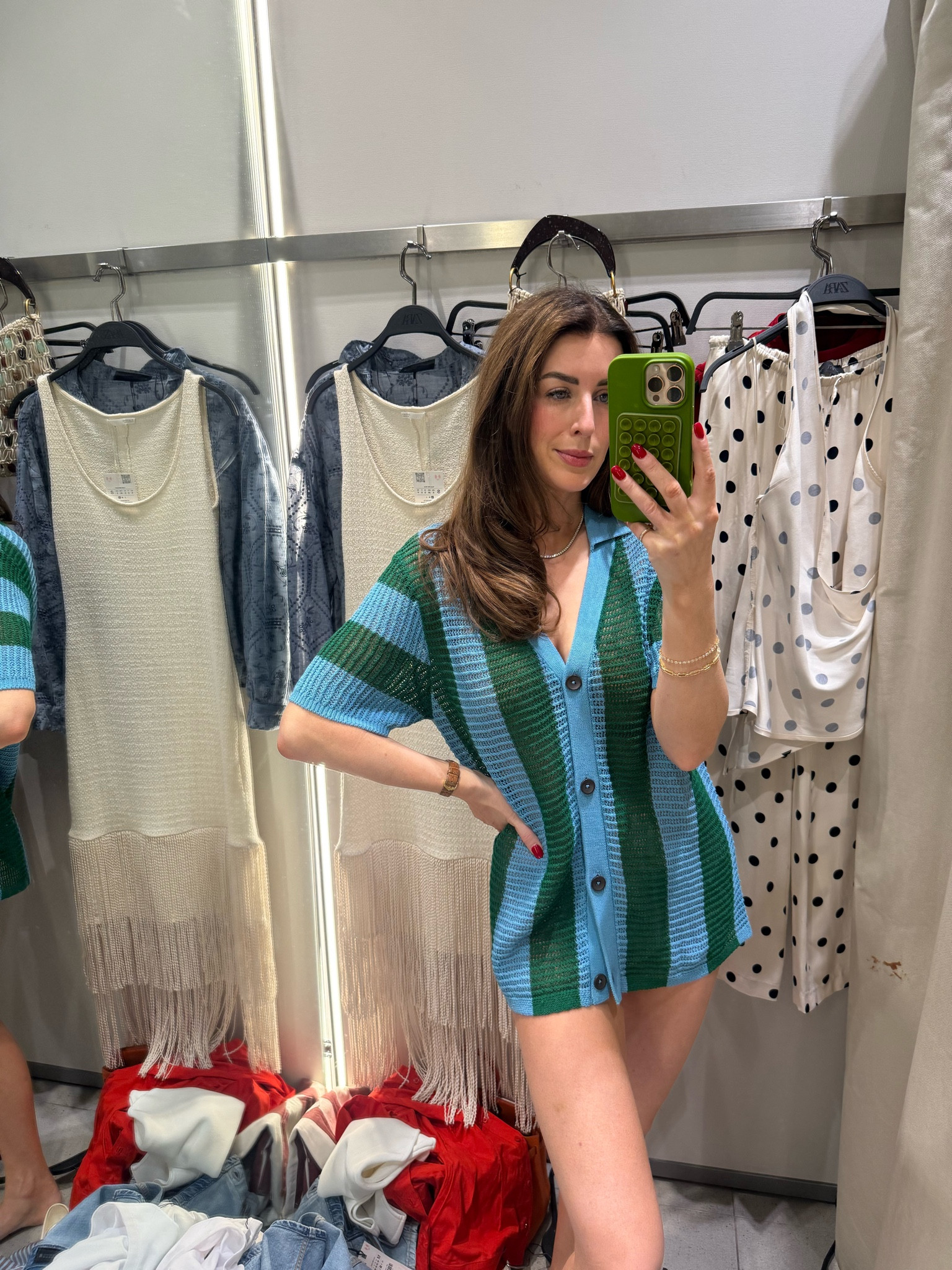 Zara try-on haul with all of my new spring and summer pieces — full sizing breakdown for every piece. White jeans outfits, the perfect red peplum top, a French dress for vacation, a striped cover-up, blue jeans with a gold button detail, a beaded silver going-out top, and a few sleeveless button-ups for warm weather days.

Sizing reference (I am usually a US 2 / S):

▫️ White jeans with braided belt — size 34 (US 2) ▫️ Striped sleeveless button-up — Small ▫️ Beaded silver top — Medium ▫️ Blue blouse-y high-low top — needs a Small (had on Medium, store was sold out) ▫️ Red peplum top — Small (perfect for an inverted triangle body shape) ▫️ Blue + brown striped button-up — Small ▫️ Second pair of white jeans — US 2 ▫️ Light wash blue jeans with gold button — sized up to US 4 ▫️ French mini dress — Small (wear shapewear underneath to prevent lines) ▫️ Blue and green striped beach cover-up — Small

Perfect pieces for spring outfits, summer vacation outfits, beach trips, brunch, date nights, and warm weather travel. Linked everything below 🤍

#LTKOver40 #LTKTall