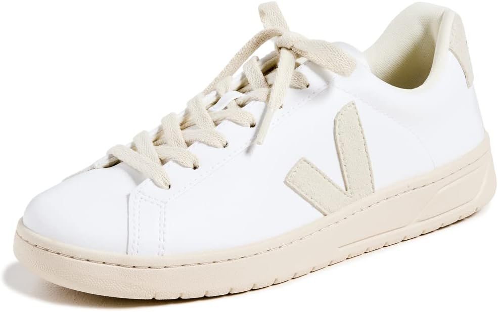 Veja Women's Urca Sneakers | Amazon (US)