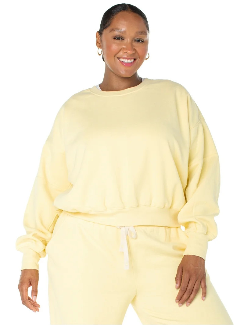 Celebrity Pink Women's Oversized Boyfriend Sweatshirt Celebrity Pink Women's and Women's Plus Ove... | Walmart (US)