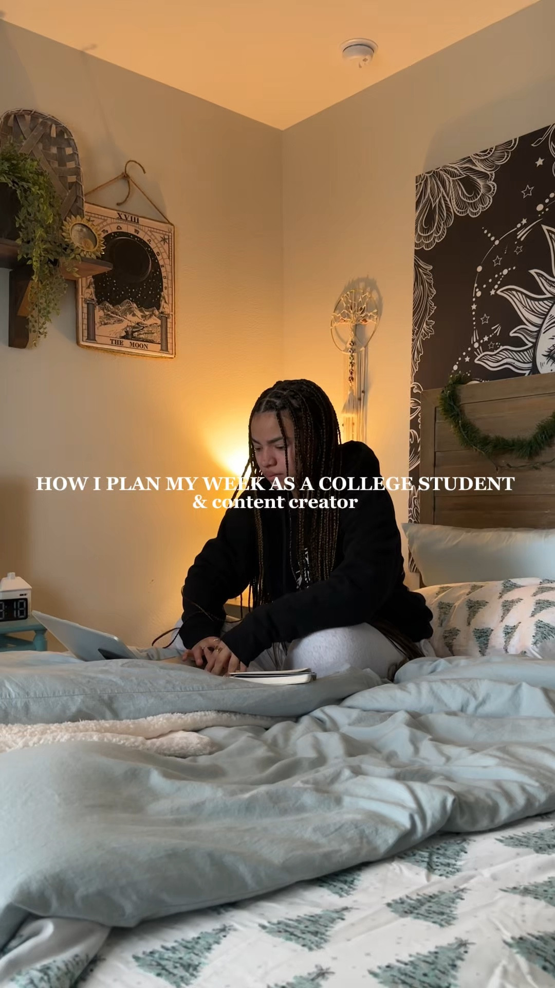 How I plan my week as a college student & content creator 💻🎧