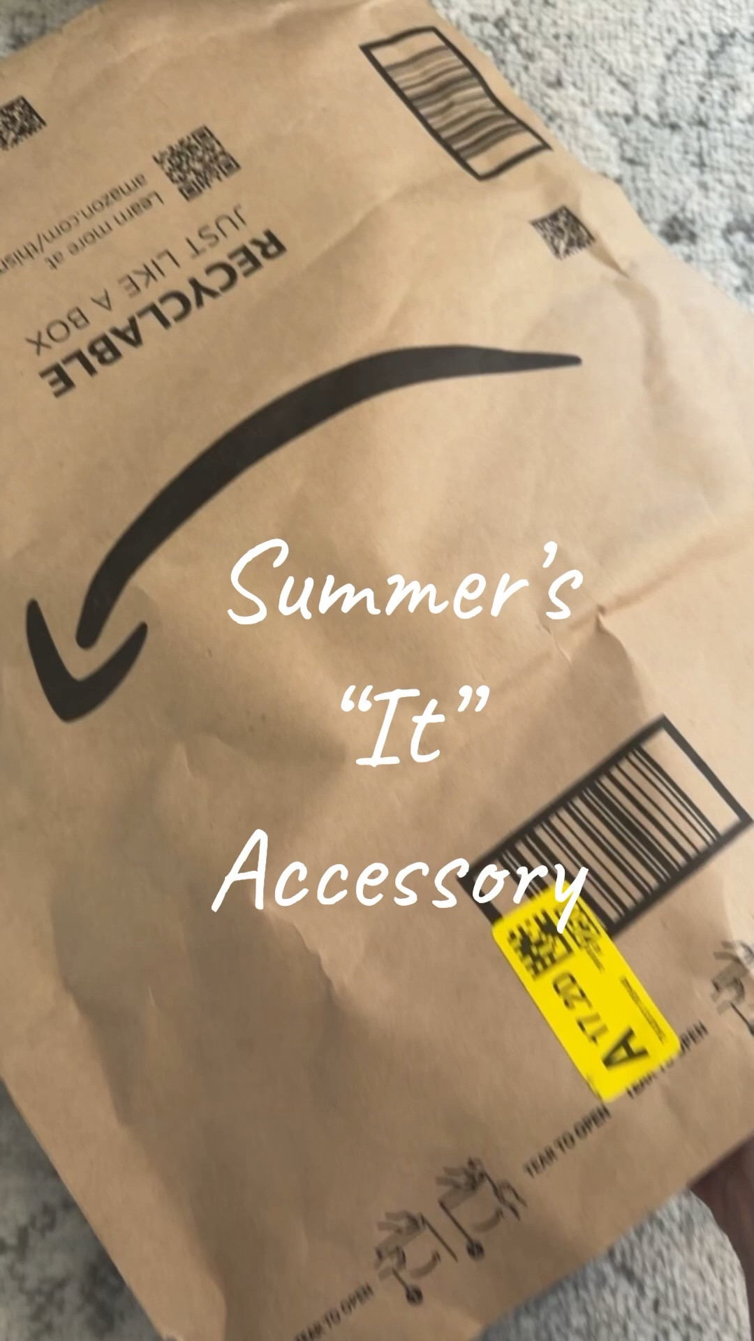 Summer’s “it” accessory is the chunky bead necklace! Amazon has the best selection, choose from solid or multi colored strands. I’ll link several options. #amazonfashion summer 2026 trends