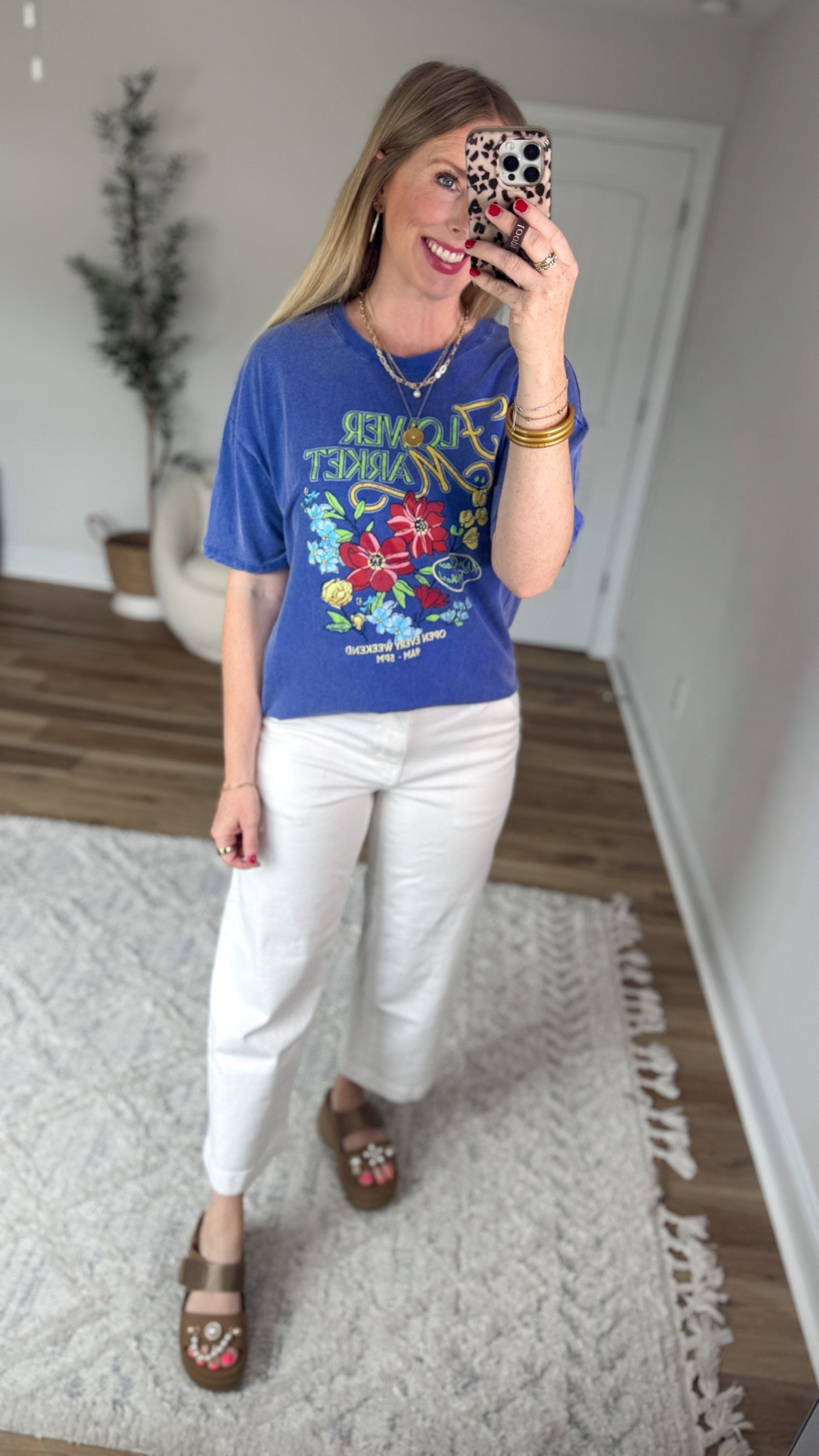 Daily try on, Walmart outfit, Walmart fashion, Walmart try on, floral graphic tee, white jeans

#LTKootd #LTKmomlife