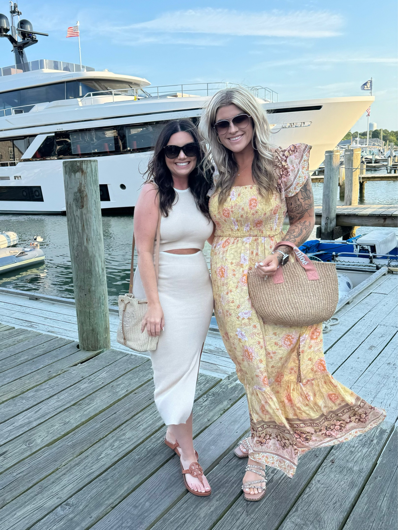 my outfit 🤍
Amazon dress, Tory Burch sandals, Prada bucket bag, Gucci sunglasses 


#LTKShoeCrush #LTKItBag #LTKStyleTip