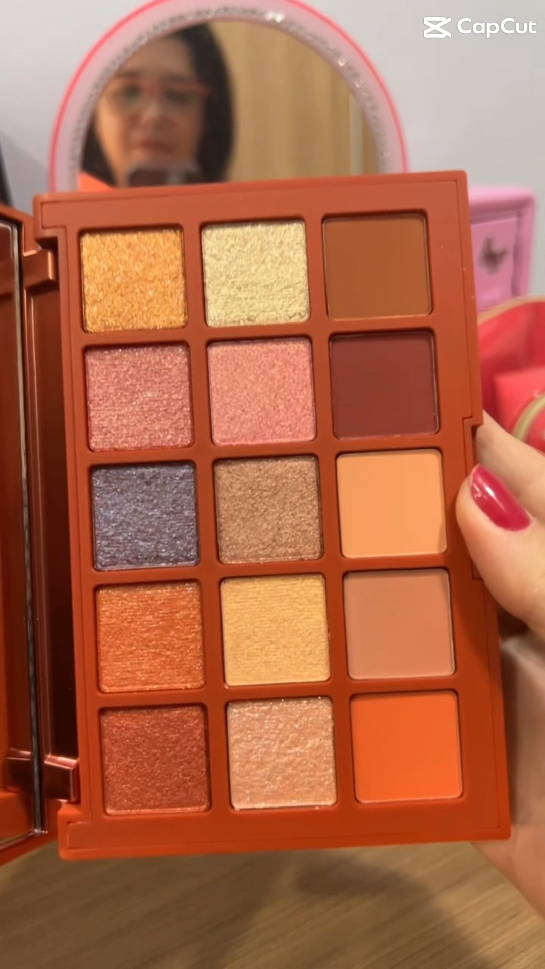 Paleta Multifuncional Camaleoa 12g

Com cores que se adaptam a diferentes ambientes, a Paleta
Camaleoa desperta um universo de possibilidades.#squadeuamomake

#LTKbrasil