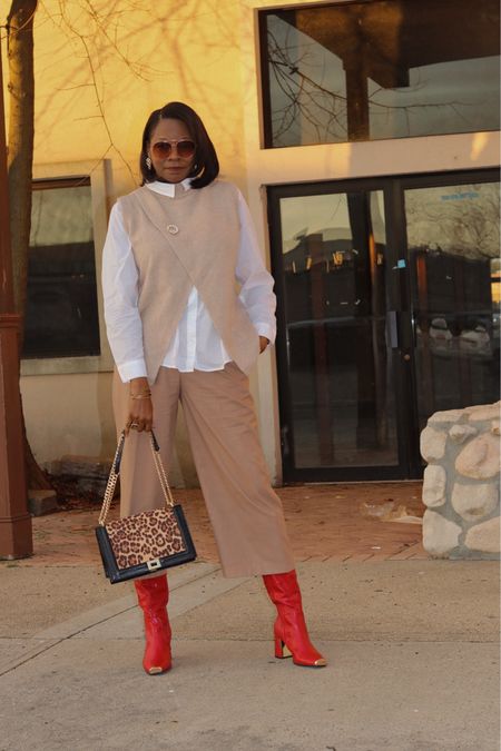 Culottes and boots with a white shirt under a vest 
 

#LTKstyletip