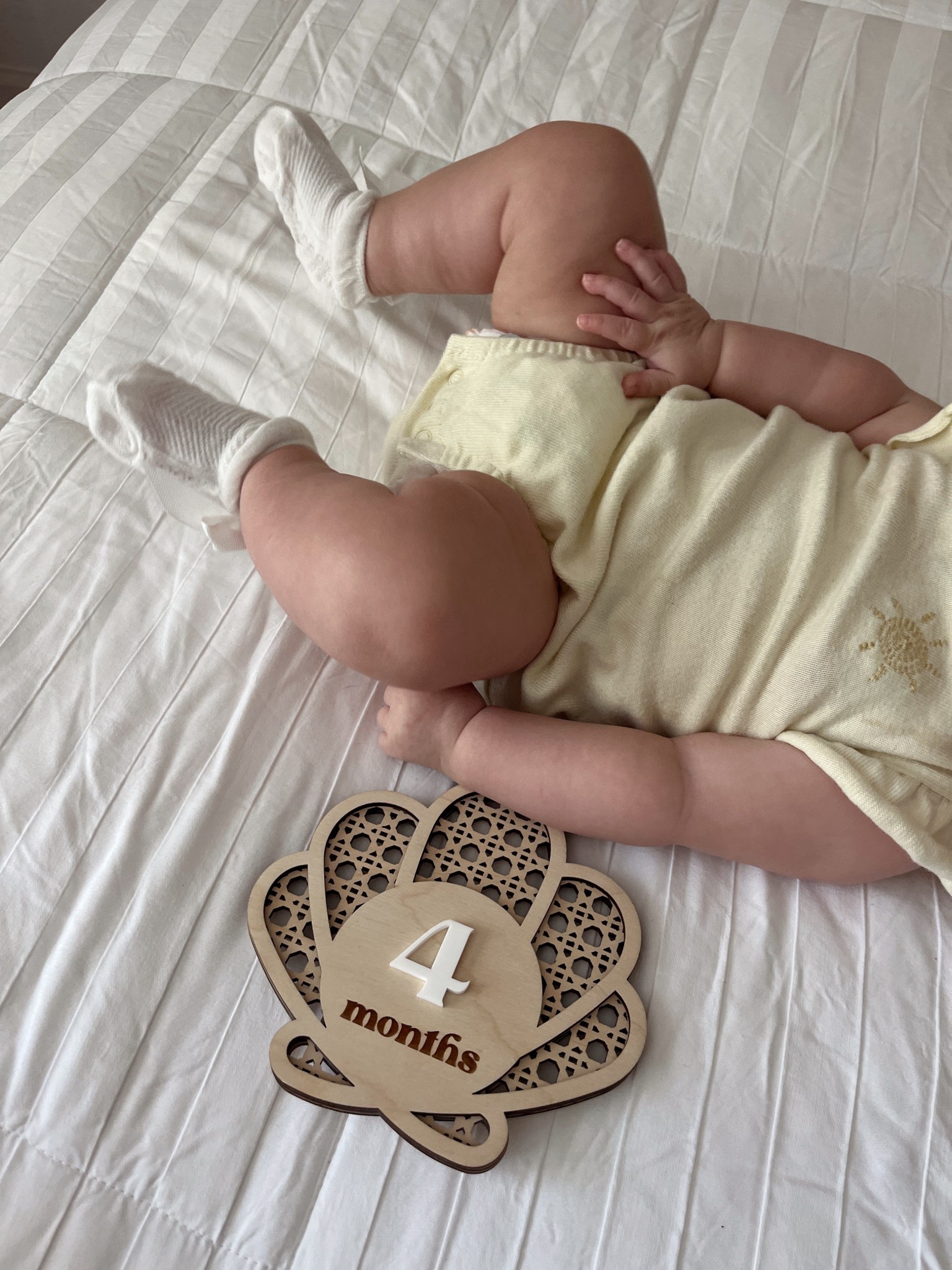 4 months old 💛 $7 sunshine onesie 

#LTKBump #LTKBaby