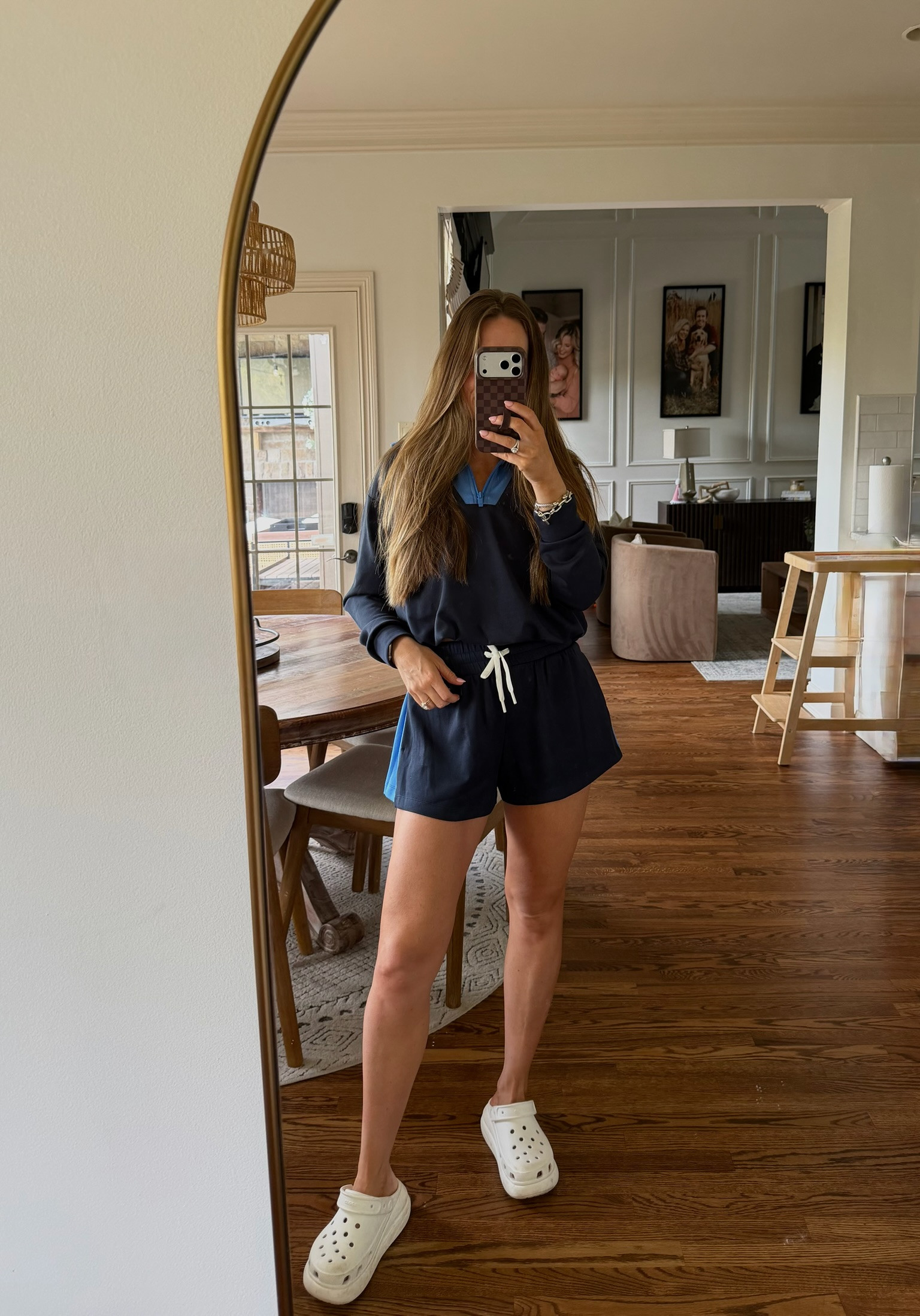 Today's ootd💙

Wearing a size S in this set! This one is from Target last year, but linking a similar option from Amazon!

matching set | everyday fashion | athleisure  

 #LTKgrwm #LTKootd #LTKActive