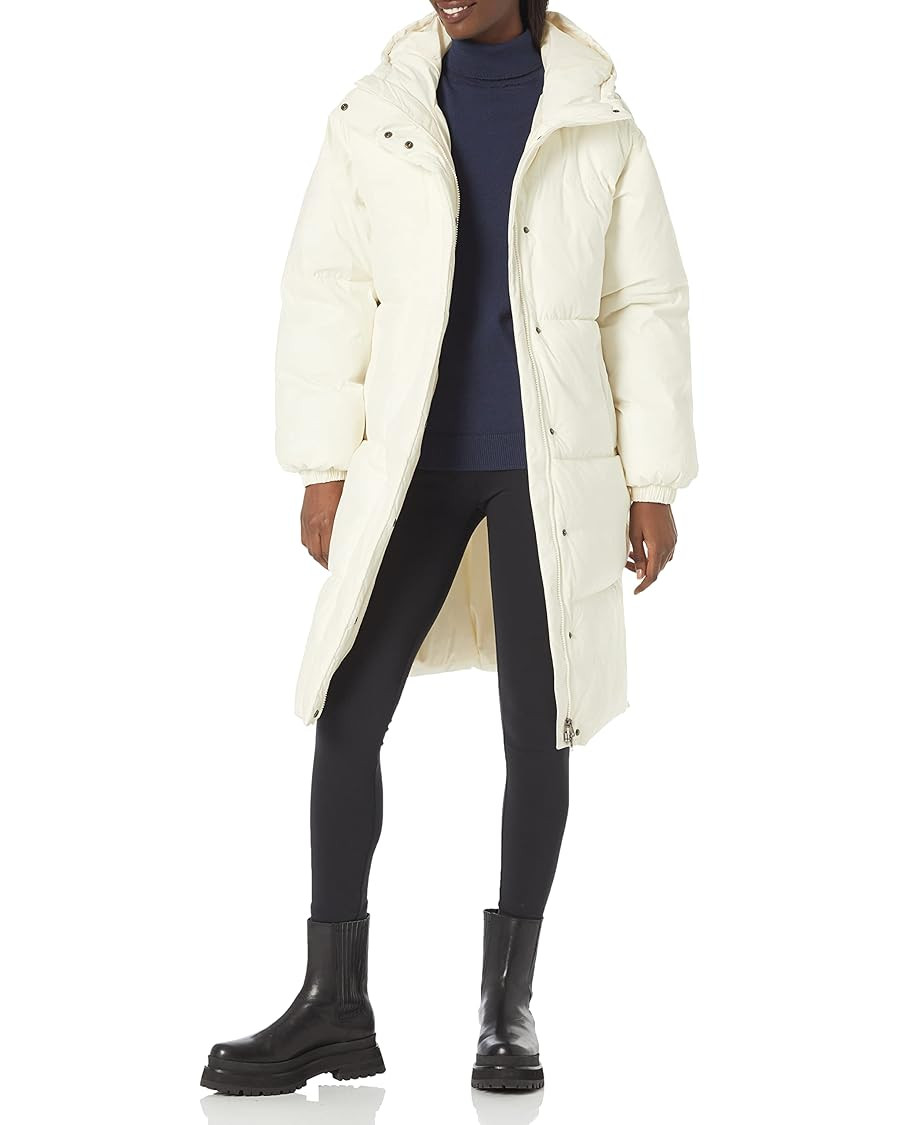 Amazon Essentials Women's Oversized Long Puffer Jacket (Available in Plus Size) | Amazon (US)