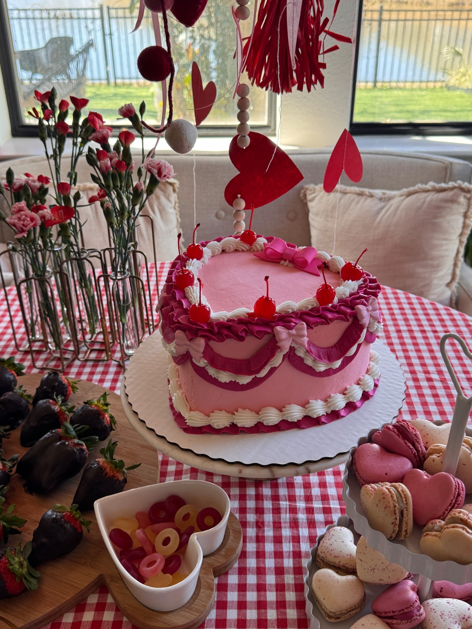 Galentine’s day was a hit especially with this $25 cake from Walmart!!
Linking my Walmart gingham tablecloth too!! It’s so pretty!! 



#LTKHome #LTKValentine #LTKSeasonal