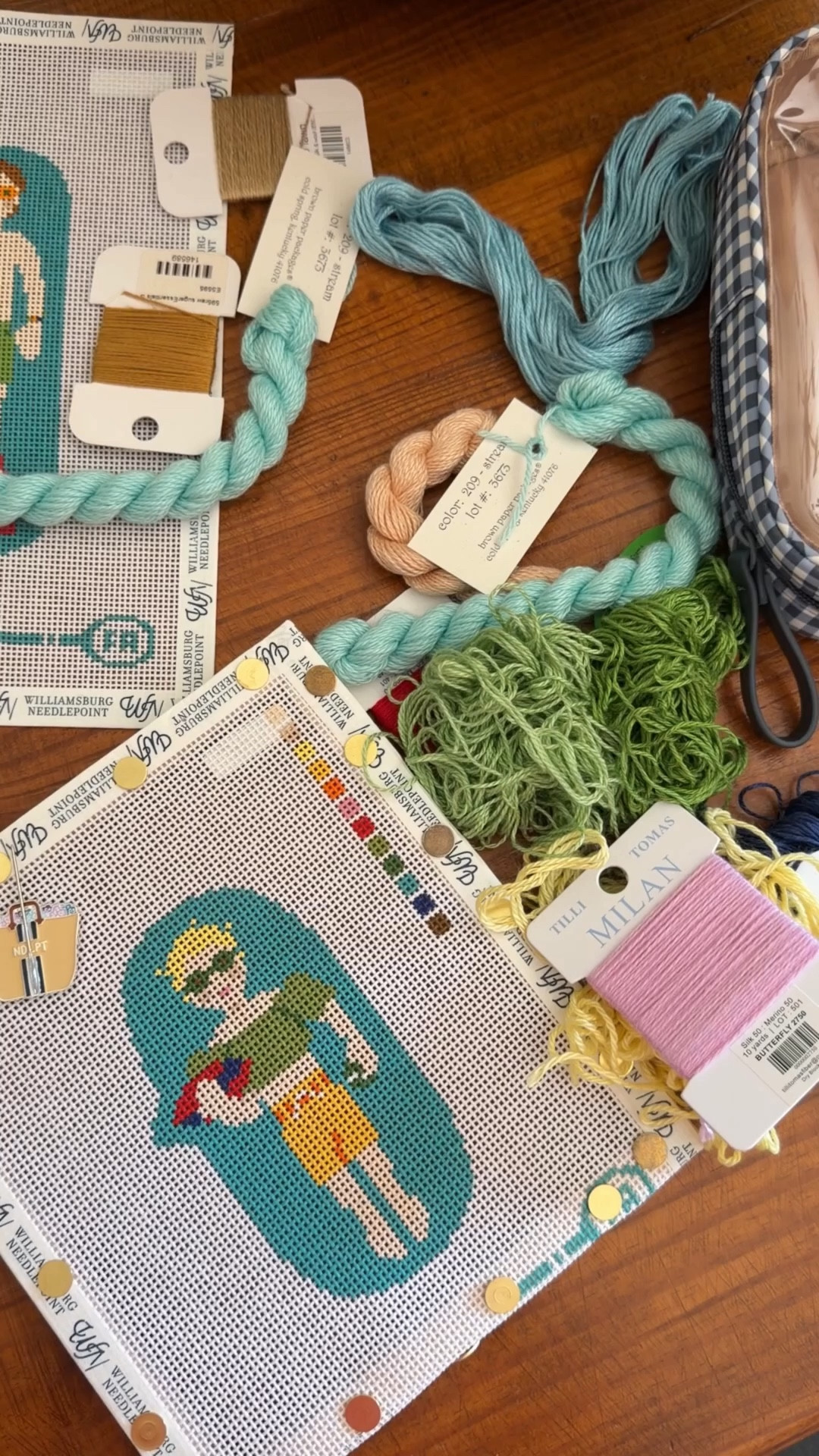 Boat and tote! I have the Boat and Tote open top XL long strap monogrammed with “Karlee” in the script font 

#LTKdayinmylife #LTKmomlife