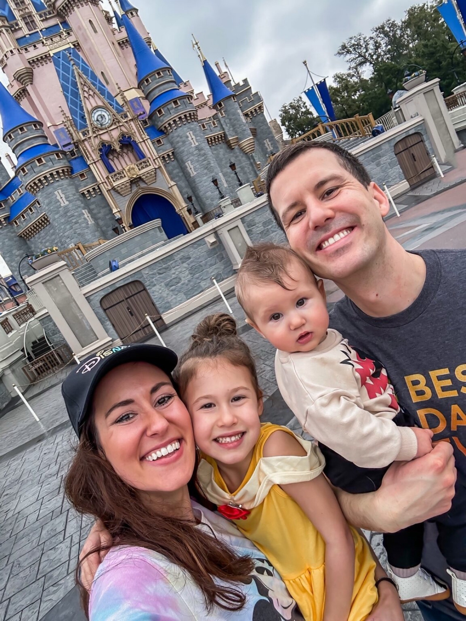 Disney outfits for the family - including goofy shirt for dad that’s 15% off with code YOUSAVE15 🙌🏼

Disney themed outfits // Disney vacation outfits // Disney graphic t shirt // kohls Disney shirt 

#LTKmens #LTKsalealert #LTKfamily