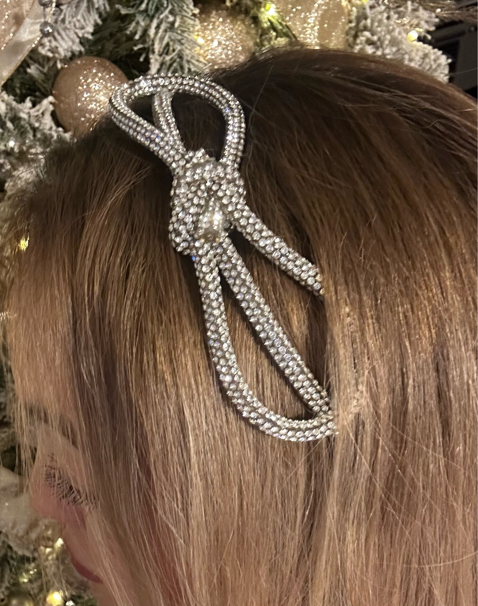 Rhinestone headband anyone? So cute for the holidays!! 

#LTKstyletip #LTKHoliday #LTKsalealert