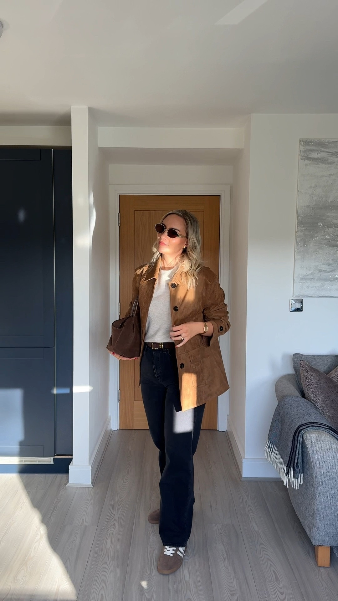A smart casual outfit I’m wearing on a casual Friday 🤪

I’m wearing a medium in the knit and the faux suede jacket, and a size 28/32 in the jeans 

#LTKwinter #LTKjeans #LTKstyletip