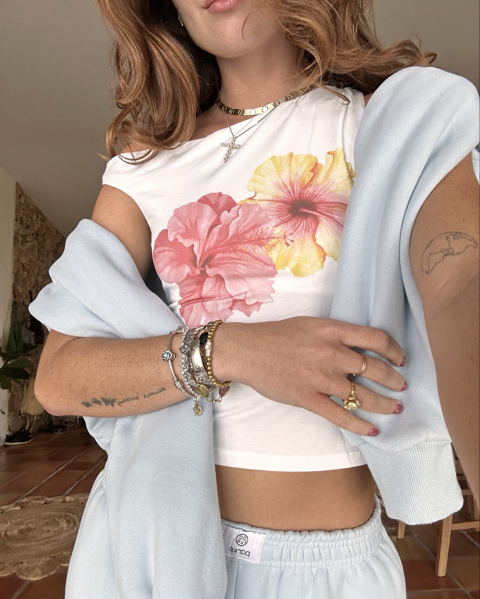 I am obsessed with this top 🌺🌺🌺🌺