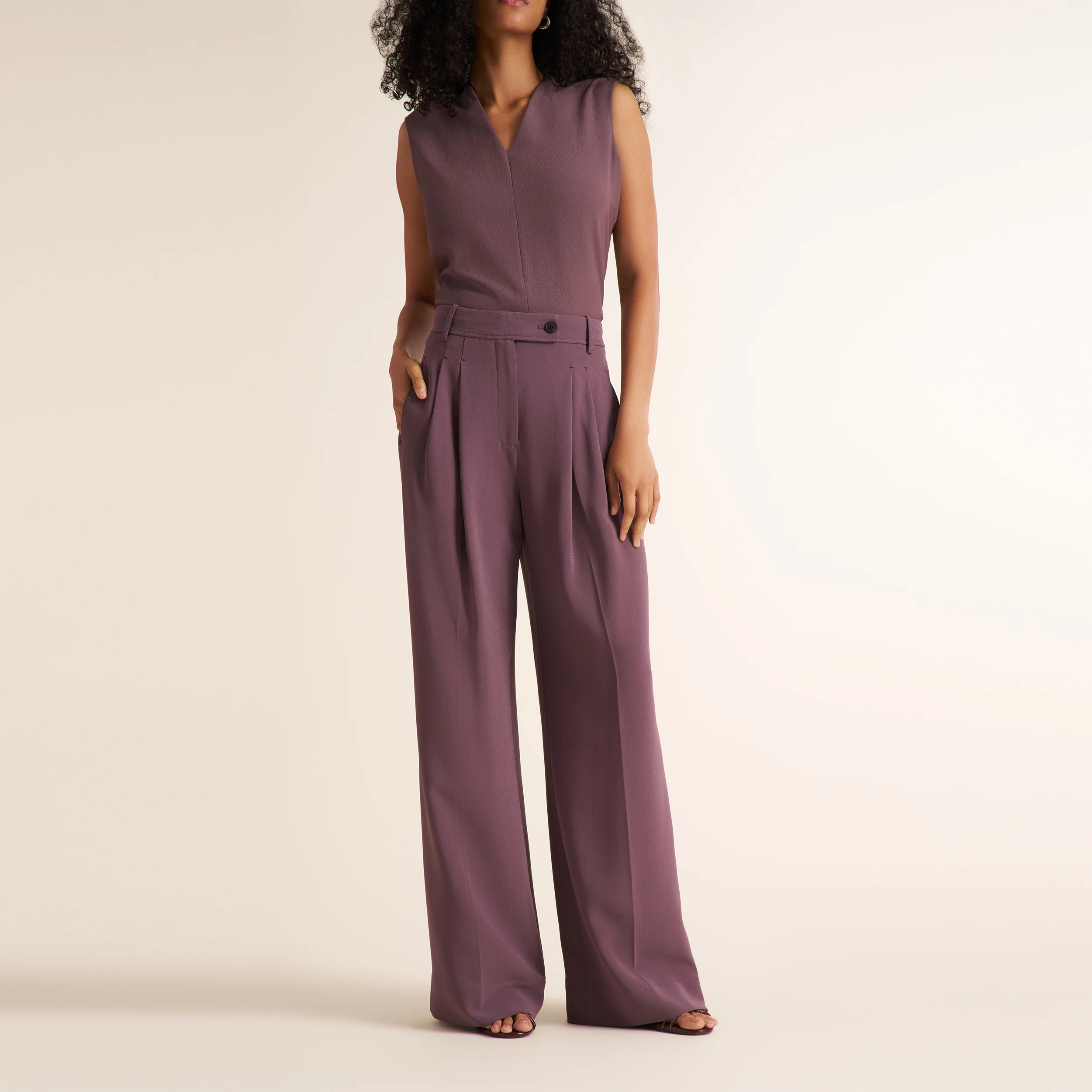 Bia Pleated Trouser - Everyday Crepe :: Hazy Mauve | MM LaFleur