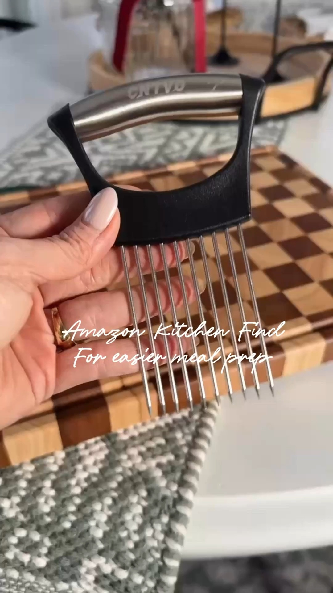 If you hate slicing onions… you need this 👀
Makes chopping SO much faster + keeps everything even

🔗 linked in my LTK
#ltkitchen #amazonfinds #kitchenhacks #homeessentials #ltkhome
