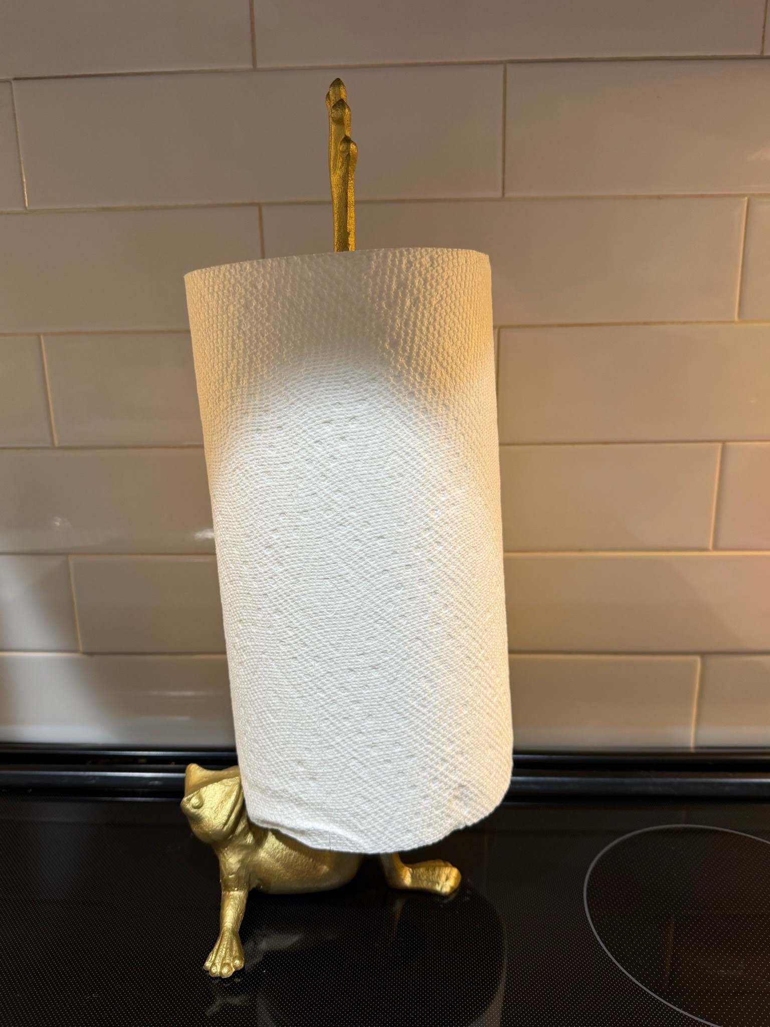 The absolute cutest paper towel holder ever

#LTKdayinmylife #LTKHome