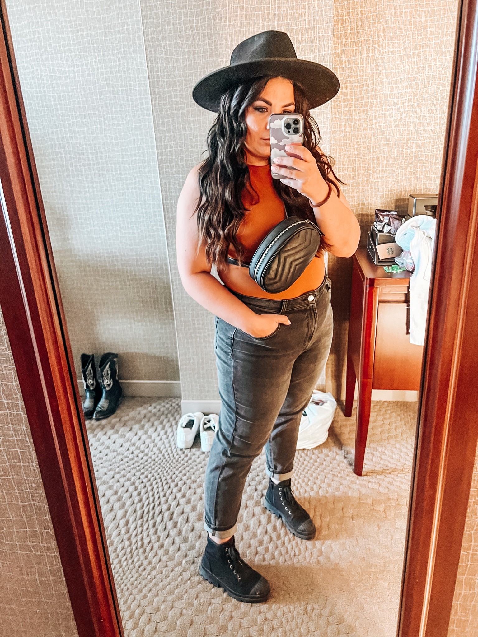 Skims dupe bodysuit mom jeans casual weekend look 

#LTKunder50 #LTKcurves #LTKsalealert