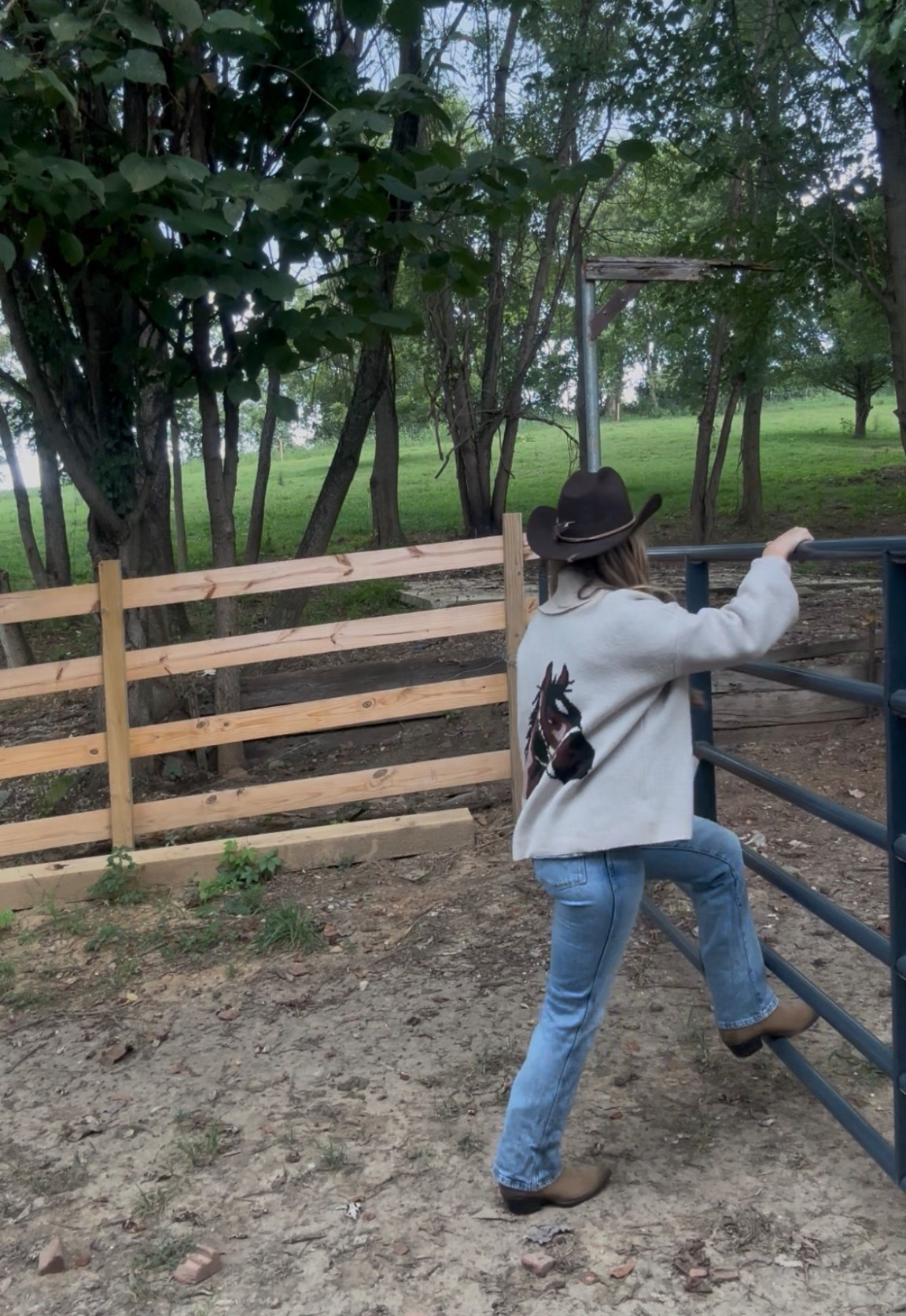 LTKxVici! 35% off in app only! I am obsessed with this cardigan that’s an anthro dupe for a fraction of the cost!

#LTKxVICI #LTKSaleAlert #LTKStyleTip