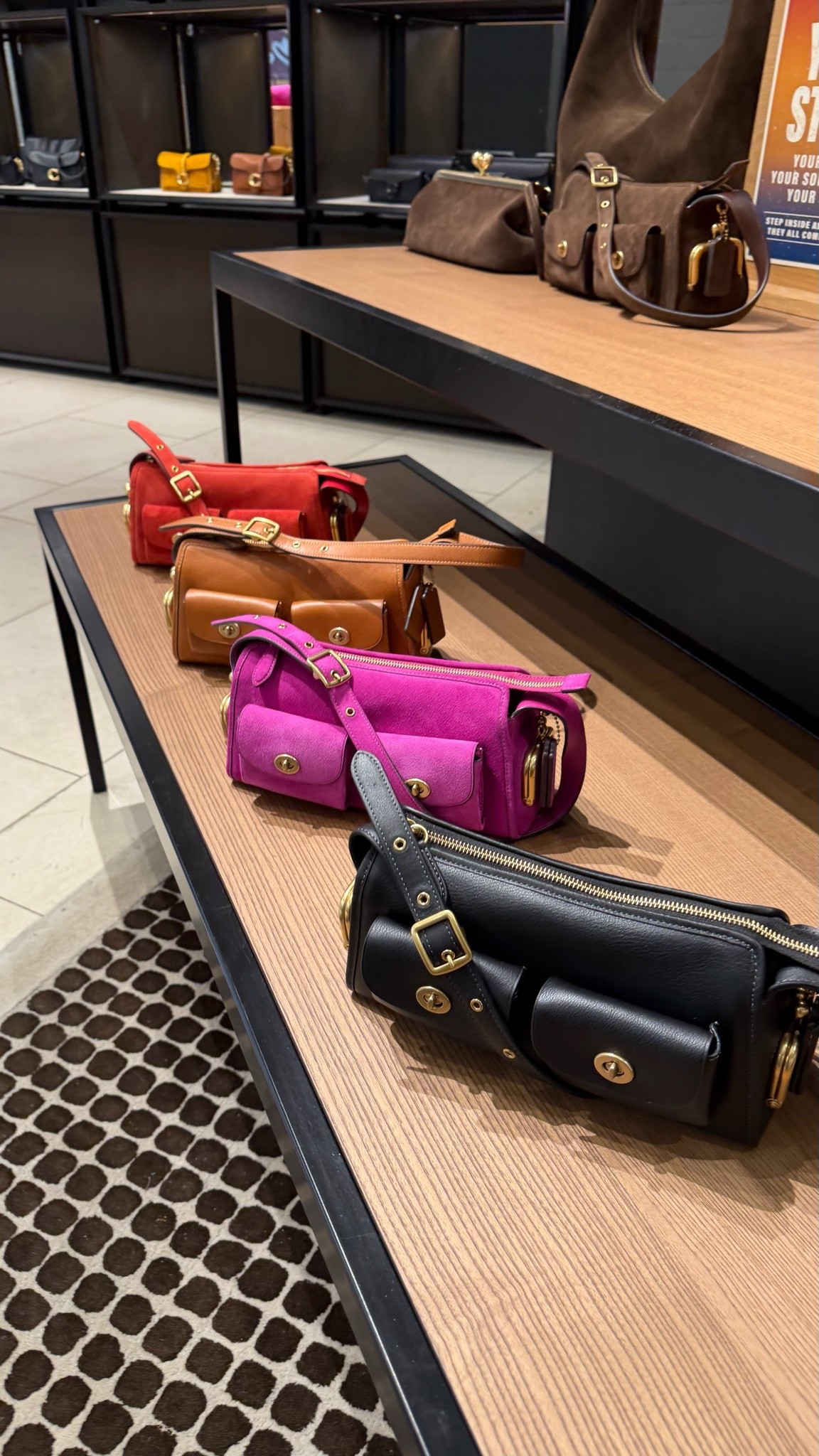 Mini haversack heaven 😍 these were not on my radar at all but the brown one is calling to me
Turnlock haversack 27 Coach bag 
Coach bags
