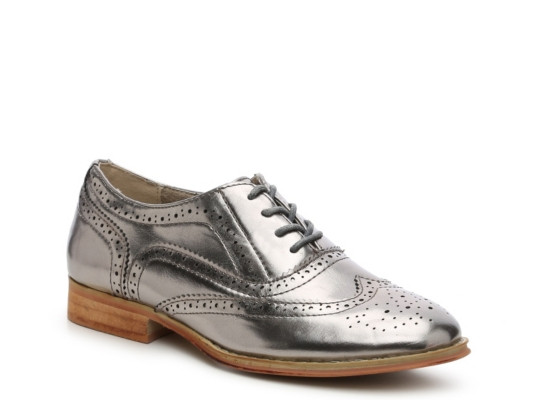 Women's Wanted Angel Metallic Oxford - Pewter Metallic | DSW