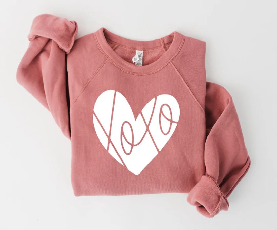 XOXO Heart Sweatshirt Valentine's Day Sweatshirt XOXO Sweatshirt Bella Canvas Sweatshirt Love Swe... | Etsy (US)