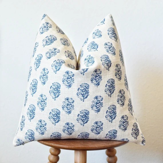 Maly Floral Pillow Cover | Etsy (US)