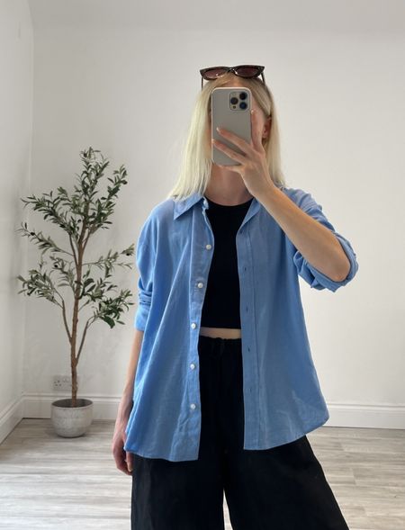 Blue Shirt and Black Linen Trousers Combo! 

Spring Summer, Summer Style, Outfit Inspiration, Holiday Outfit Inspiration, Airport Outfit, Black Linen Trousers, Blue Shirt, Outfit Idea, Casual Style