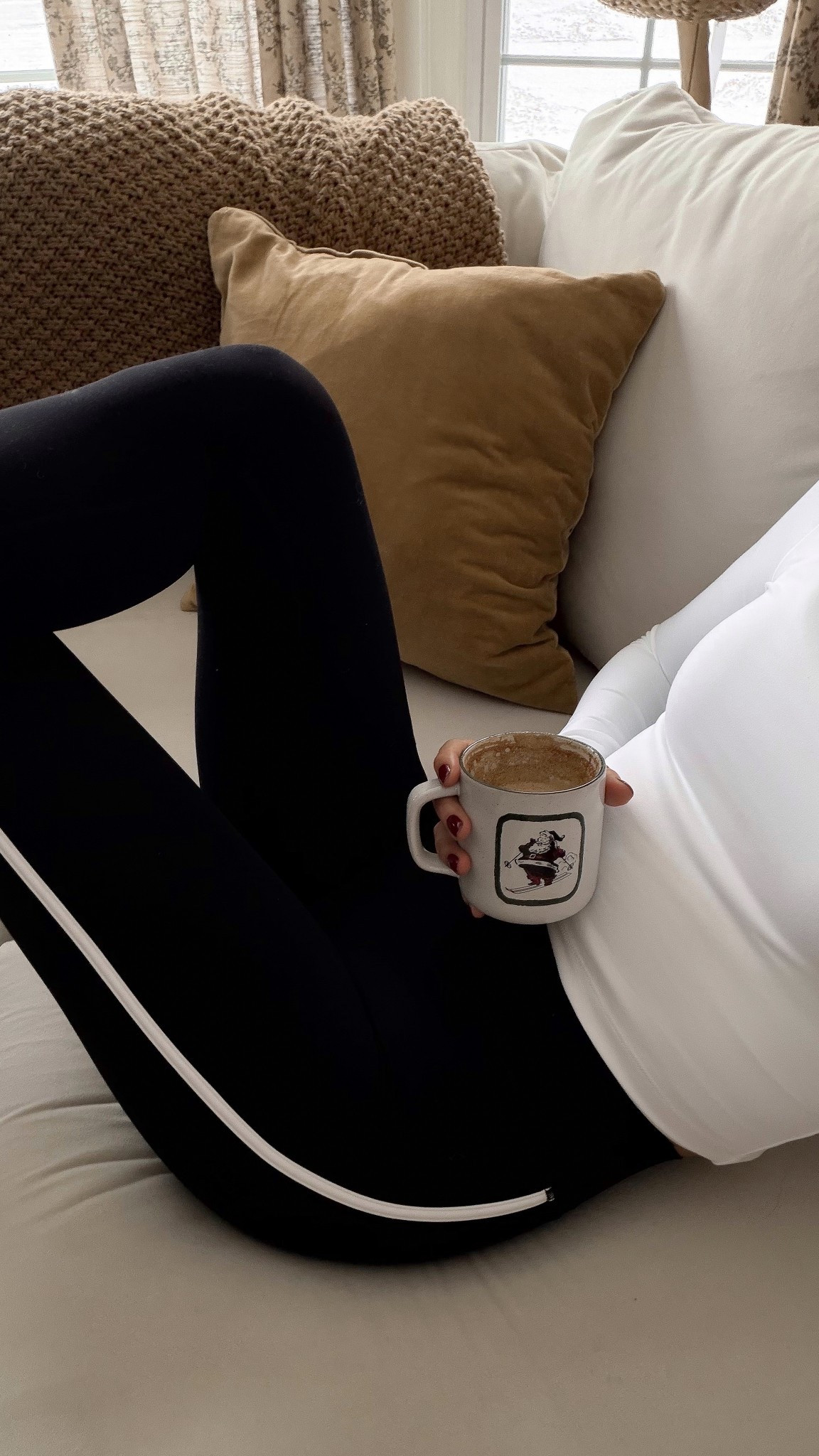 Love these striped leggings! No front-seam too. 

#LTKfitnessgoals #LTKootd #LTKActive