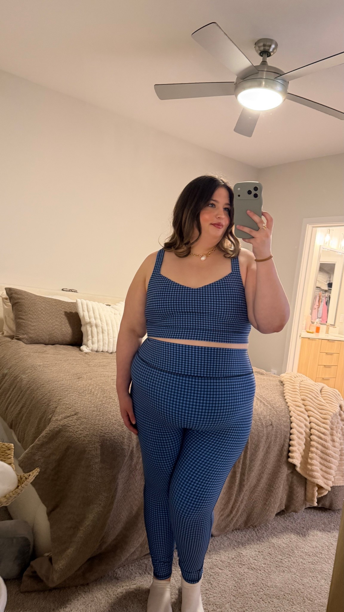 blue gingham workout set 🫐 wearing a size XXL in leggings & sports bra 

#LTKootd #LTKSeasonal #LTKActive