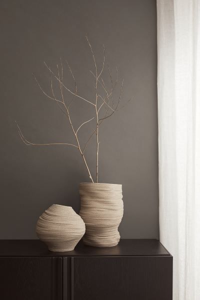 Asymmetric stoneware vase | H&M (UK, MY, IN, SG, PH, TW, HK)