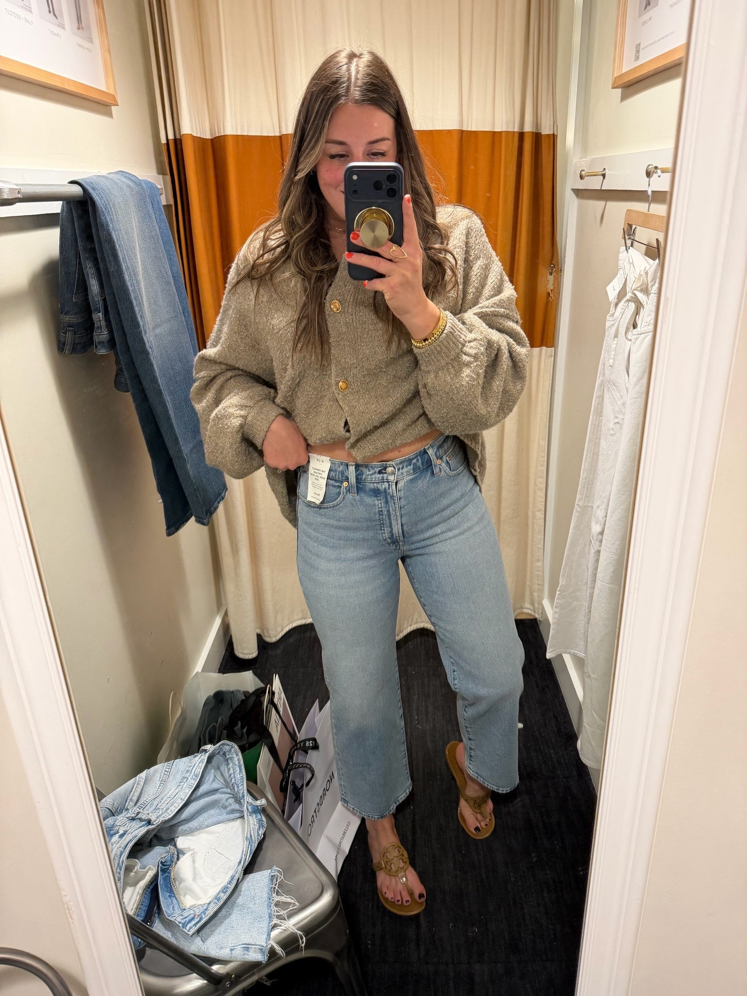 These jeans fit amazing! Such good quality!

#LTKxMadewell #LTKSaleAlert