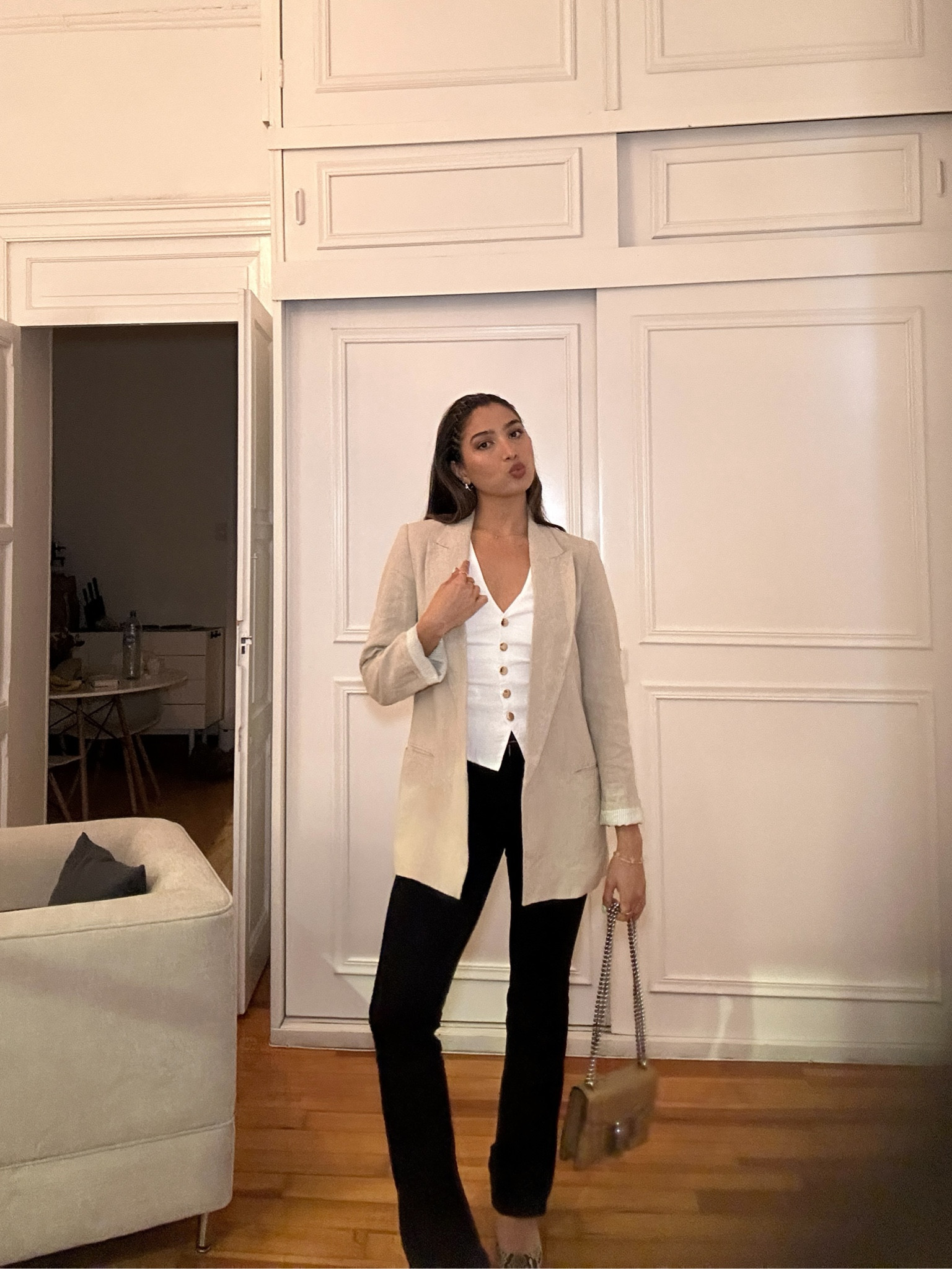 Dinner outfit of the night in Mexico City 🇲🇽❤️‍🔥💫 

Love traveling with my neutral capsule wardrobe 

#LTKstyletip #LTKtravel #LTKSpringSale