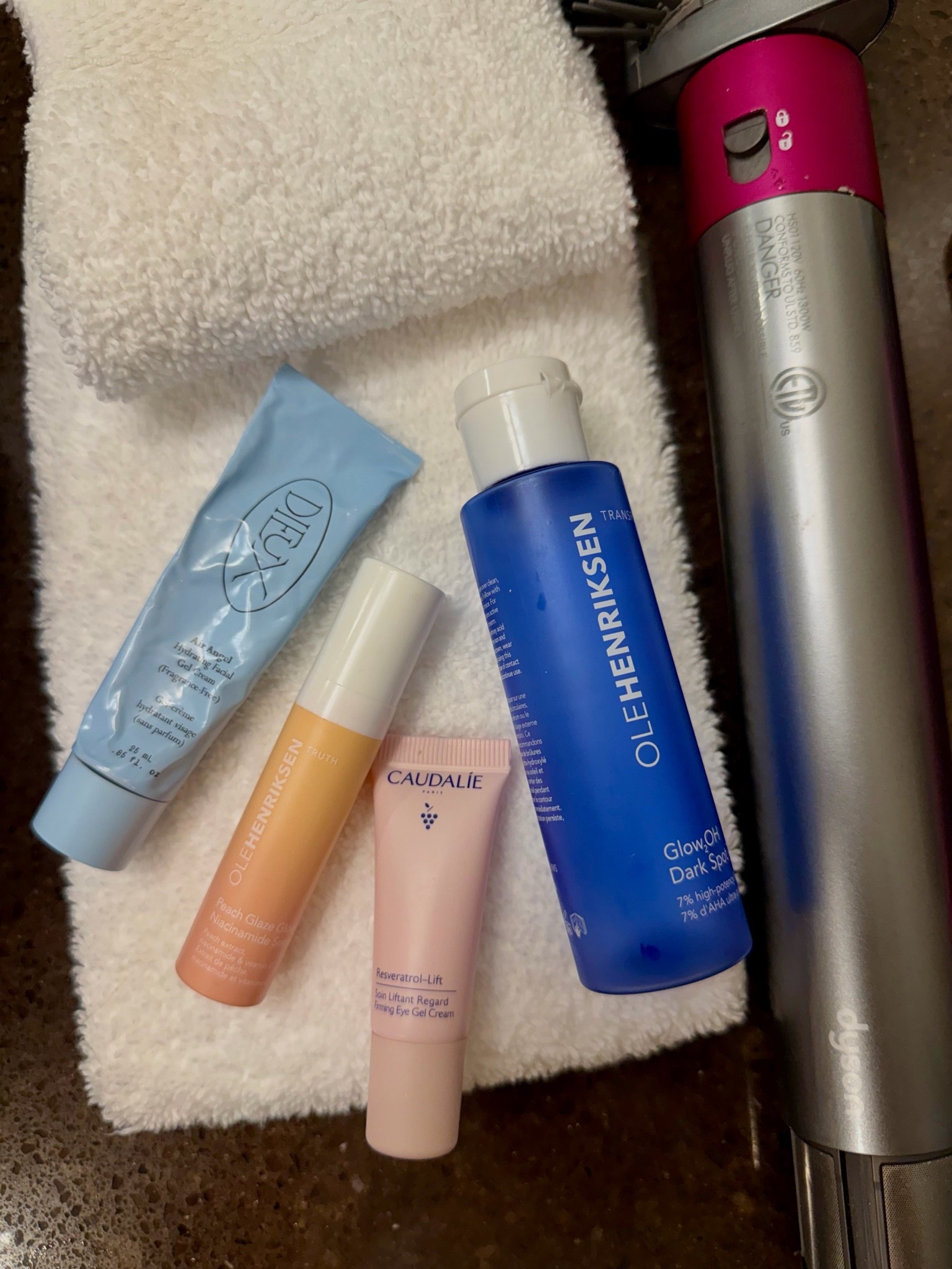 Love traveling with my little minis 🧖🏽‍♀️

#LTKgrwm #LTKootd #LTKBeauty