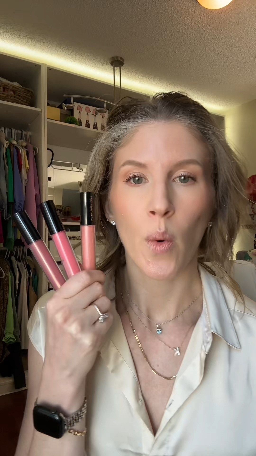 Choosing lip color as a True Spring 

#LTKStyleTip #LTKOver40 #LTKBeauty