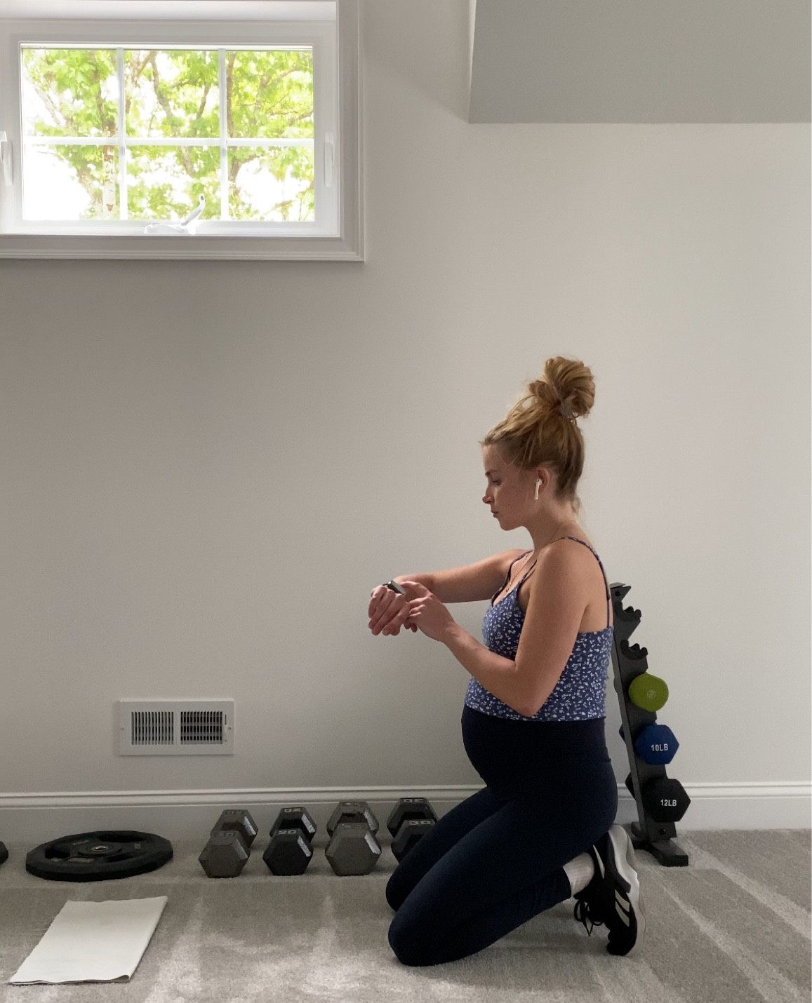 Cami with built-in bra is so ideal for 3rd trimester & postpartum. Non-maternity but it’ll work post pregnancy too!

Tank - M (sized up, non-maternity)
Tights - XS (tts, maternity)

#LTKFindsUnder50 #LTKBump #LTKFitness