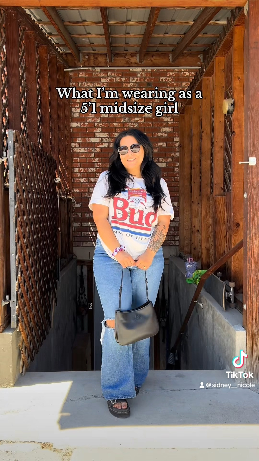 Me 🤝 beer graphic tees 

Midsize summer outfit, midsize outfit, midsize outfit inspo, graphic tee outfit, bootcut jeans

#LTKItBag #LTKMidsize