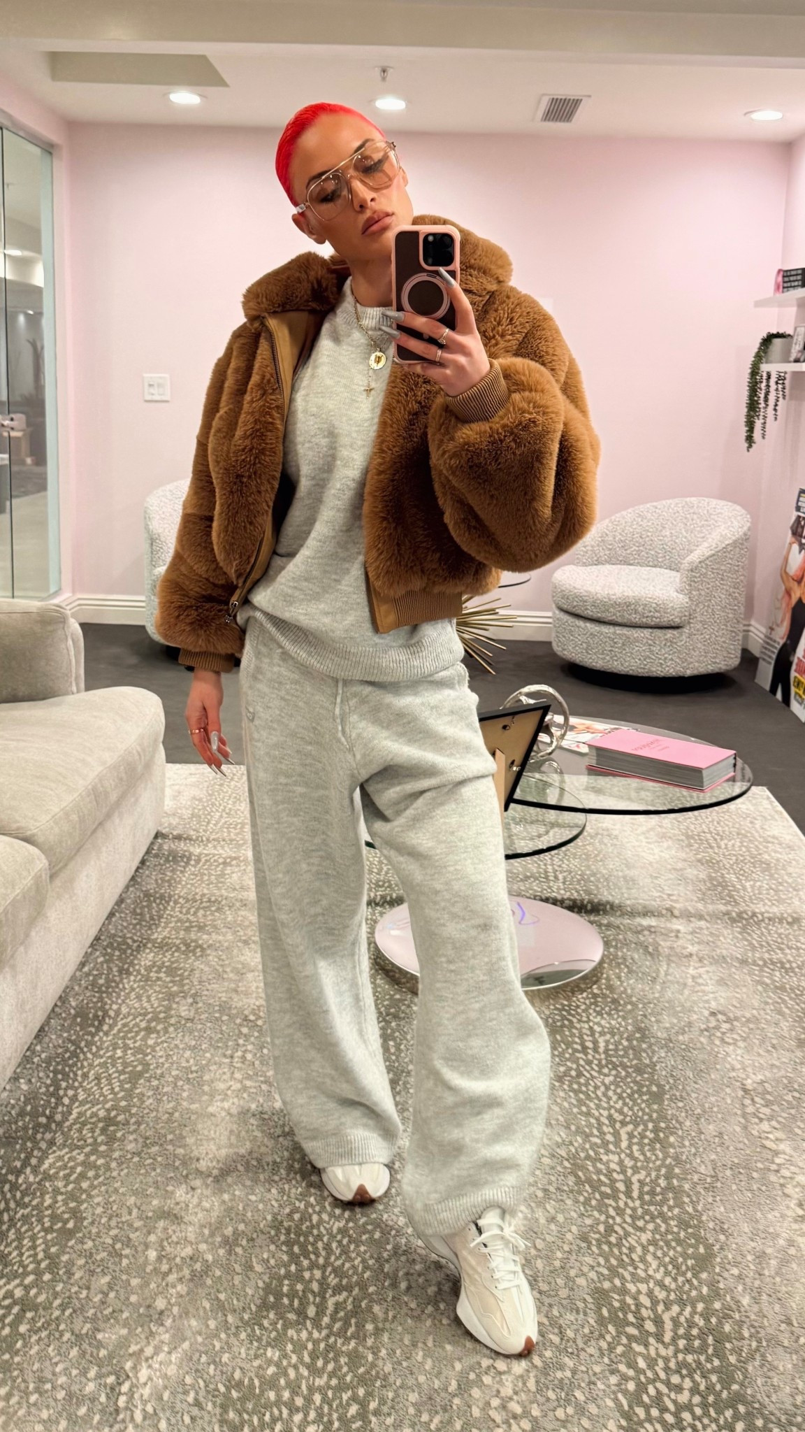 Not cashmere—but looks and feels like it, without the cashmere price tag.🥳

#LTKootd #LTKU #LTKOver40